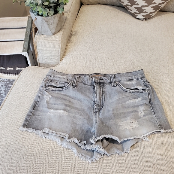 Almost new Joe's Jean cutoff shorts 26 XS S